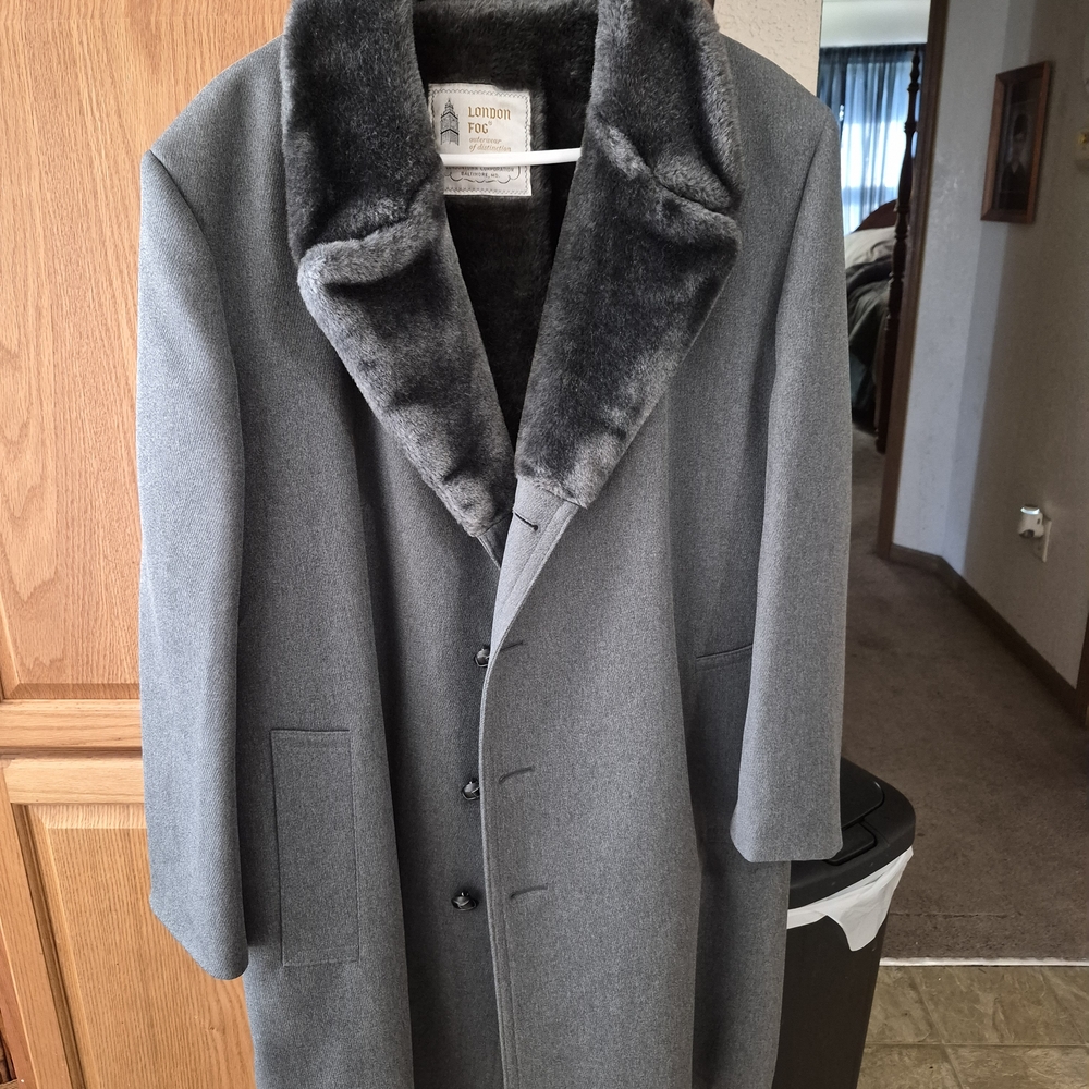 London Fog Vintage Gray Wool-Blend Pea Coat with Dark Faux Fur Collar